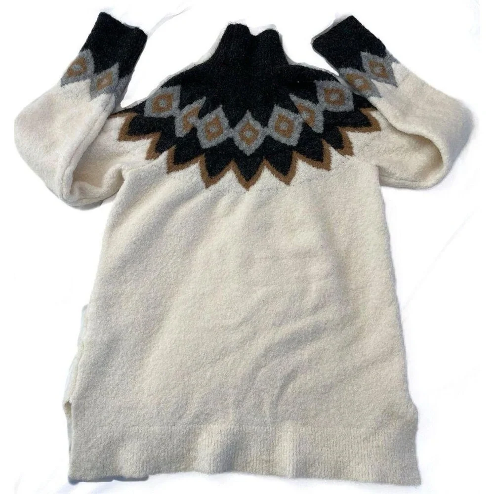 Abercrombie & Fitch Turtleneck Sweater | Fair Isle Cream Geometric Yoke